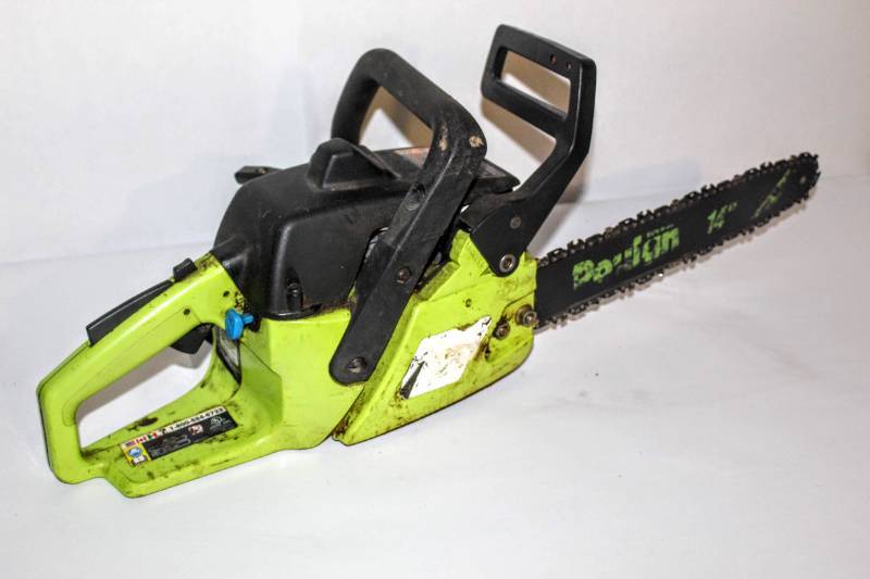 Poulan 2055 online chainsaw chain