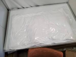 lot 17672 image: Cozsinoor Luxury Collection Queen Size Pillow. Cloud Like Confort.