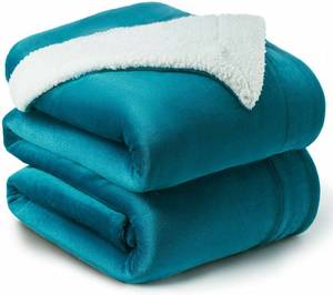 lot 17681 image: Bedsure Sherpa Fleece Blanket King Size Teal Plush Blanket Fuzzy Soft Blanket Microfiber