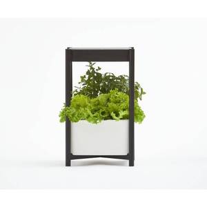 lot 1112 image: Miracle-Gro Twelve Indoor Growing System