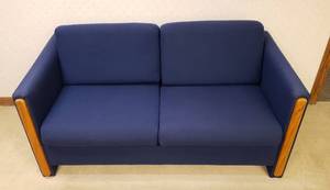 lot 6003 image: Blue Tweed 2 Cushion Sofa wWood Accents  60 in. x 30 in. x 26 in.  4 Removable Cushions