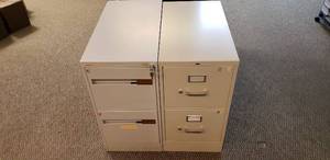 lot 6026 image: Lot of 2 Metal 2 Drawer Letter Size Filing Cabinets  one is 15 in. x 28 in. x 29 in. and other is 15 in. x 27 in. x 29 in.