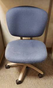 lot 6044 image: Haworth Blue Tweed Office Chair  Seat Measures 25 in.  little rough