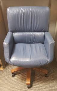lot 6096 image: Artec Blue Leather Executive Office Chair  Seat Measures 20 in.  Some Roughness on Side of Arms