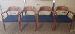 lot 6171 image: Lot of 4 Blue Tweed Fabric and Wood Office Seating Chairs  Seat measures 20 in.