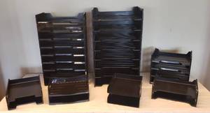 lot 6186 image: Lot of Plastic Office Trays  Various Sizes and Styles