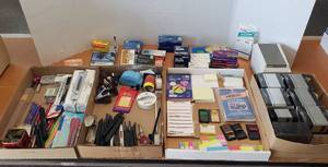 lot 6210 image: Lot of Office Supplies #2  Numerous Items