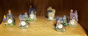 lot 6325 image: Collection of 6 Village Homes wclocks (resin)  some chips in roofs  mainly 4 in. tall