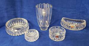lot 6348 image: Collection of Gorman Crystal  Bowls  Vases