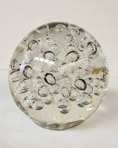 lot 6384 image: Large Clear Glass Bubbles Paperweight  4 12 in. diameter and 5 in. tall