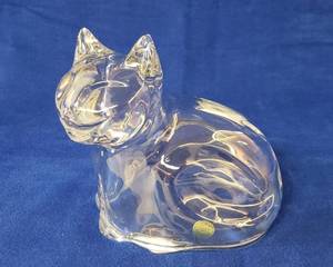 lot 6395 image: 24% Lead Crystal Cat Bank  7 in. tall  Made in Czech Republic