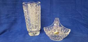 lot 6407 image: Annahutte Cut 24% Lead Crystal Basket & Large Heavy Cut Crystal Boquet Vase