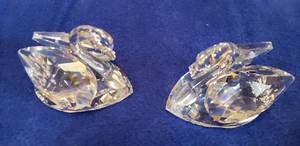 lot 6422 image: Pair of Swarovski Faceted Crystal Swans