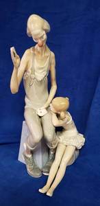 lot 6432 image: Lladro #4605 -  Extra Large Vintage Magic Clown with Ballerina Collector Statue - No Box