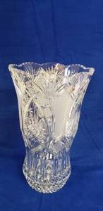 lot 6437 image: Huge Heavy Cut Crystal Display Vase - 16 Tall