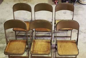lot 1007 image: 6 MetalWood Folding Chairs  one chair the wood is damage