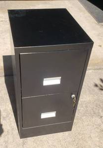 lot 1025 image: Black Metal 2 Drawer Filing Cabinet wKeys  15 x 18 x 29 in.