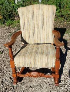 lot 1027 image: Upholstery Covered Rocking Chair  Seat 21 in.