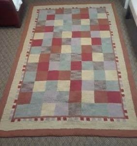lot 1082 image: Block Style Hand Tufted Wool Rug  6 x 9 ft.