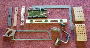 lot 1091 image: Hand Tools  Levels, Saws, Drill and Others