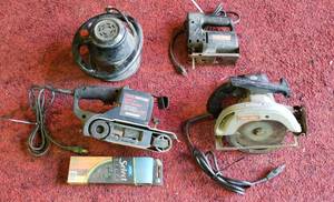 lot 1109 image: Craftsman Corded Power Tools  Belt Sander, Circular Saw, Jigsaw and BufferPolisher  All Work