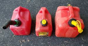 lot 1111 image: 3 Plastic Gas Cans  (2)1 gal., and 2 gal.