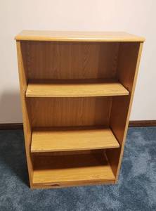 lot 109 image: Bookshelf  25 38 in. x 12 18 in. x 40 12 in.