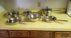 lot 116 image: Wolfgang Puck Cafe Collection 10pc set
