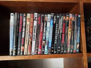 lot 139 image: DVDs