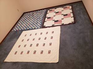 lot 173 image: (3) Lap Quilts