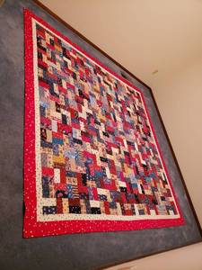 lot 175 image: Quilt  95in. x 96in.