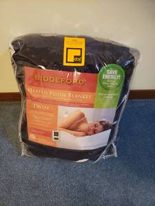 lot 180 image: Twin Heated Blanket