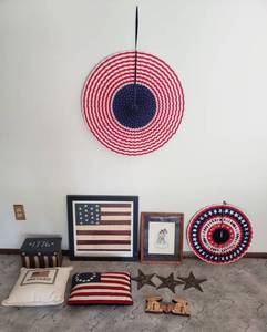 lot 191 image: Patriotic Home Decor