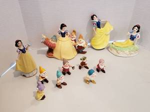 lot 235 image: Snowwhite Collectibles