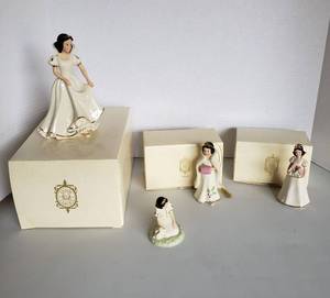 lot 237 image: Lenox Snowwhite Collectibles