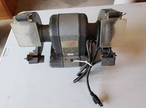 lot 251 image: Craftsman 14 HP Grinder