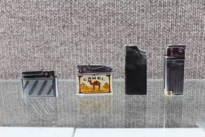 lot 3006 image: Lot of 4 Vintage Automatic Lighters Makers Include Bentley, Crown, Manor, & Ronson - WILL SHIP