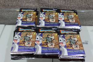 lot 3016 image: Lot of 24 Unopened Non-Sport Movie Trading Card Packs  Inkworks Looney Tunes Back in Action  -WILL SHIP