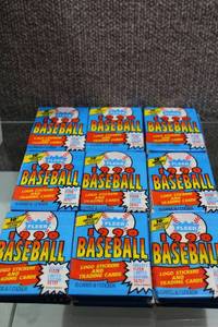 lot 3025 image: Lot of 18 Unopened Baseball Card Packs 1990 Fleer (4 of 4)  -WILL SHIP