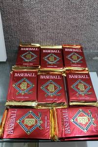 lot 3040 image: Lot of 18 Sealed Unopened Trading Card Packs MLB Donruss 1992 Series II Baseball -WILL SHIP