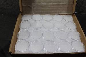 lot 3084 image: Box of 50 Guard House Direct-Fit Protective Coin Capsules (Airtites) -39mm 1 oz Silver or Copper Rounds - WILL SHIP
