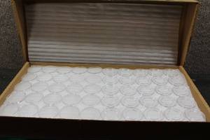 lot 3089 image: Box of 250 Guard House Direct-Fit Protective Coin Capsules (Airtites) -27mm -12 oz. Gold - WILL SHIP