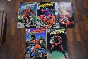 lot 3049 image: Lot of 5 Marvel Comics Daredevil (1964) #193, 195, 199, 203 Daredevil Annual (1964) #6 -WILL SHIP