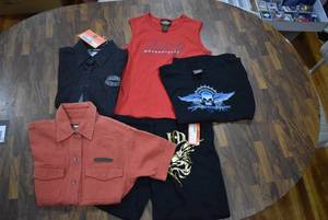 lot 3142 image: Lot of 5 Assorted Womens Harley Davidson Clothes, Sizes Range from XS to M (Never Worn) - WILL SHIP