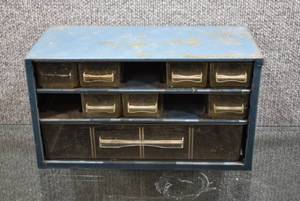 lot 3144 image: Medium Dark-Blue Metal Cabinet with Plastic Drawers 12x5.56.5 - WILL SHIP