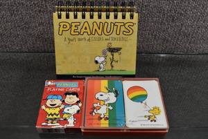 lot 3181 image: Lot of Peanuts Cards and Calendar - WILL SHIP