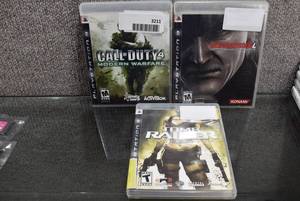 lot 3211 image: Lot of 3 Playstation 3 Games Titles Include Call of Duty 4, Metal Gear Solid 4 & Tomb Raider Underworld - WILL SHIP