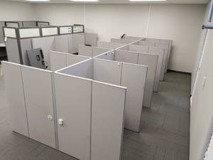 lot 3000 image: Large Lot of Office Cubicle Walls and Desks with Supporting Brackets Completely Disassembled Builds Back Together Easily - LOCAL PICKUP ONLY