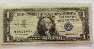 lot 6063 image: ONE DOLLAR SILVER CERTIFICATE - SERIES 1957