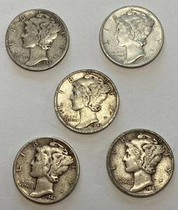 lot 6078 image: Lot of 5 - SILVER - VERY COLLECTIBLE Mercury Dimes - .50 cents